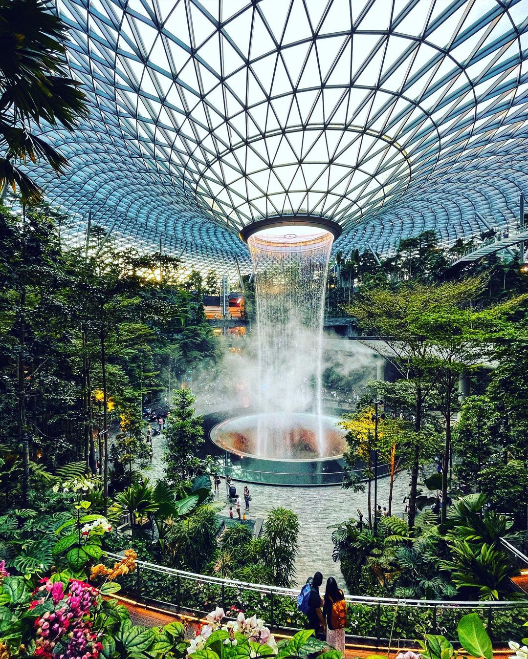 Khu phức hợp Jewel ở sân bay Changi - Du lịch Singapore